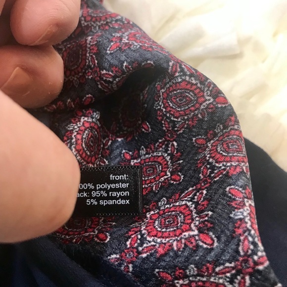 The Limited sleeveless top. - Picture 3 of 5